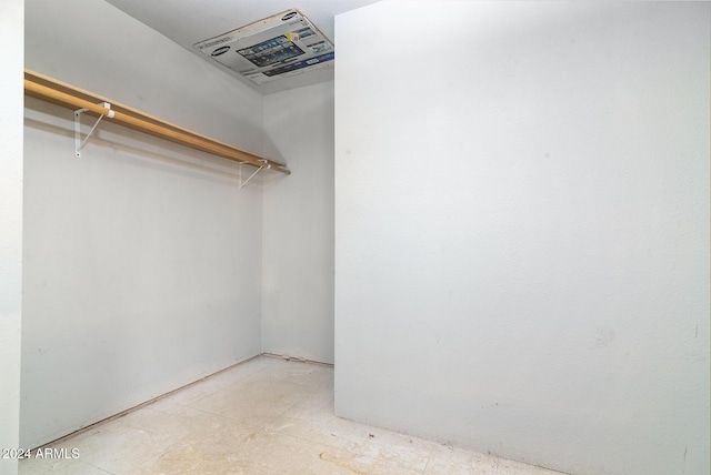 214 S Hing Dr, Superior, AZ 85173 - view of walk in closet