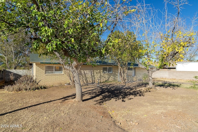 214 S Hing Dr, Superior, AZ 85173 - view of front facade