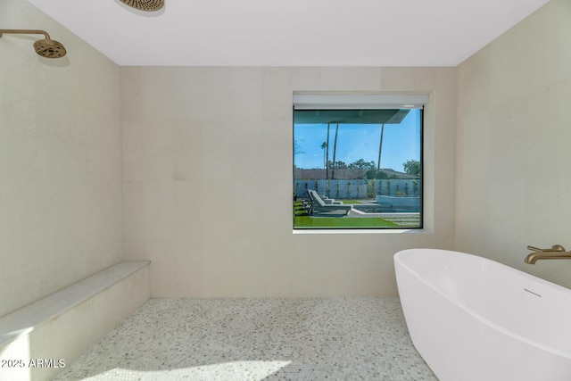 bathroom featuring a bathing tub