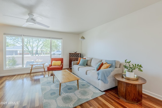 314 E Royal Palm Rd, Phoenix, AZ 85020 - living area with wood-type flooring and ceiling fan