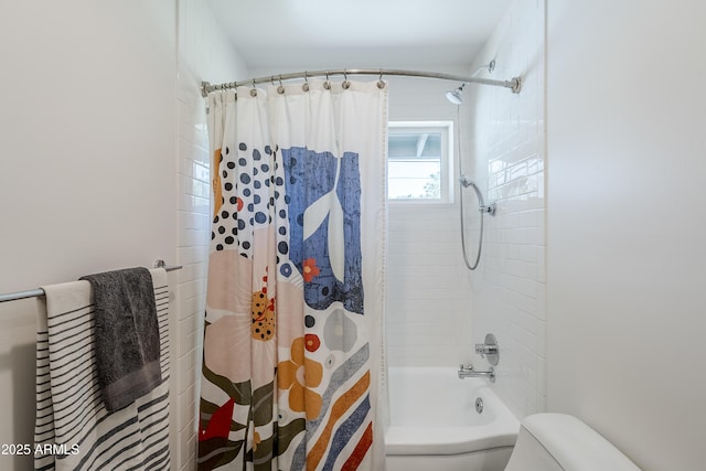 314 E Royal Palm Rd, Phoenix, AZ 85020 - bathroom with toilet and shower / bathtub combination with curtain