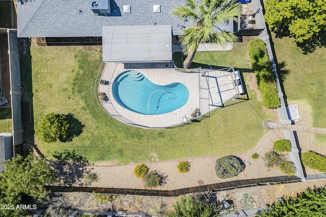 314 E Royal Palm Rd, Phoenix, AZ 85020 - view from above of property featuring a pool area