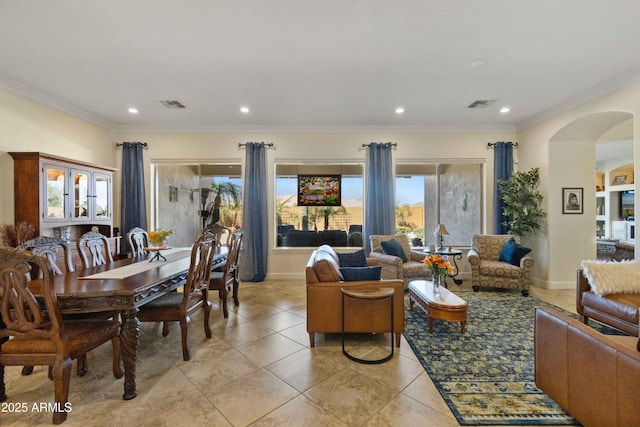 5122 S Miller Pl, Chandler, AZ 85249 - living room with visible vents, recessed lighting, and arched walkways