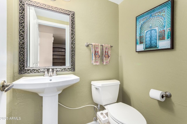 5215 W Del Rio St, Chandler, AZ 85226 - bathroom with toilet