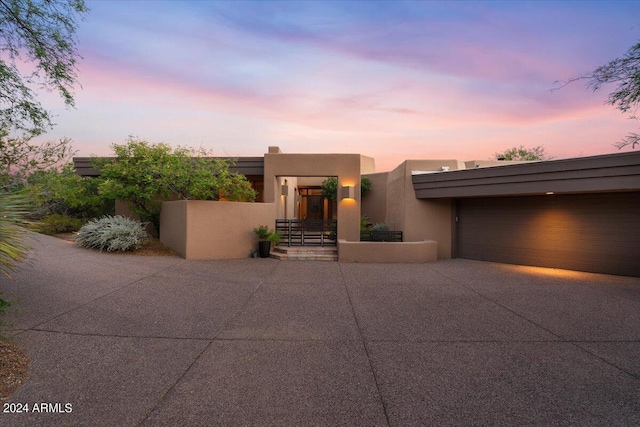 view of front facade featuring a patio