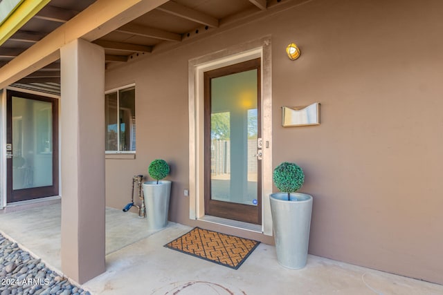 view of entrance to property