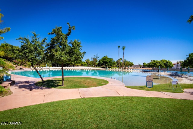 1210 E Azure Sea Ln, Gilbert, AZ 85234 - community pool with a lawn