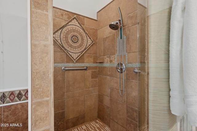 11299 E Greythorn Dr, Scottsdale, AZ 85262 - bathroom featuring a tile shower