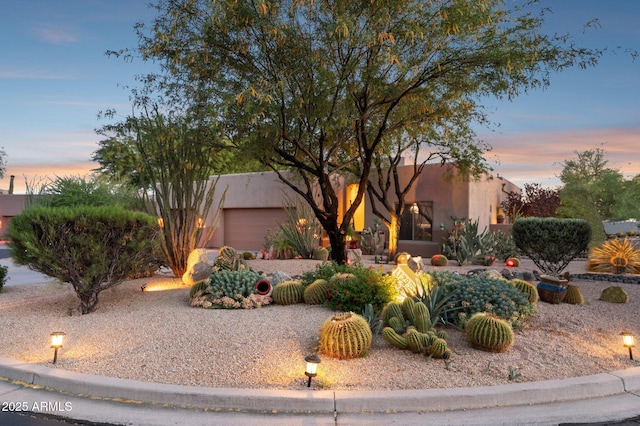 11299 E Greythorn Dr, Scottsdale, AZ 85262 - view of front of house with stucco siding and a garage