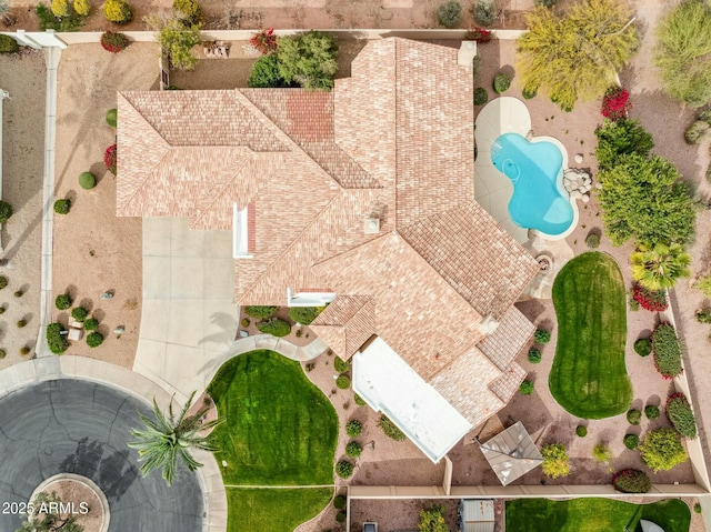 birds eye view of property