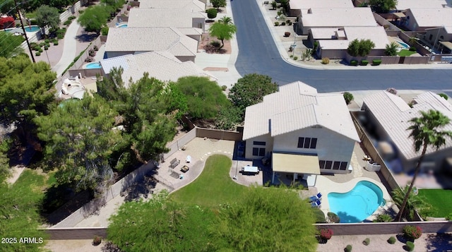 drone / aerial view featuring a residential view