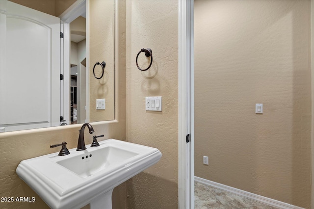 3350 S Holguin Way, Chandler, AZ 85248 - bathroom with a sink and a textured wall