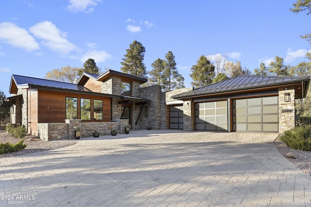 view of front of home featuring a garage