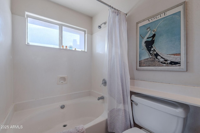 11260 N 92nd St Unit 2111, Scottsdale, AZ 85260 - full bath featuring shower / bath combination with curtain and toilet