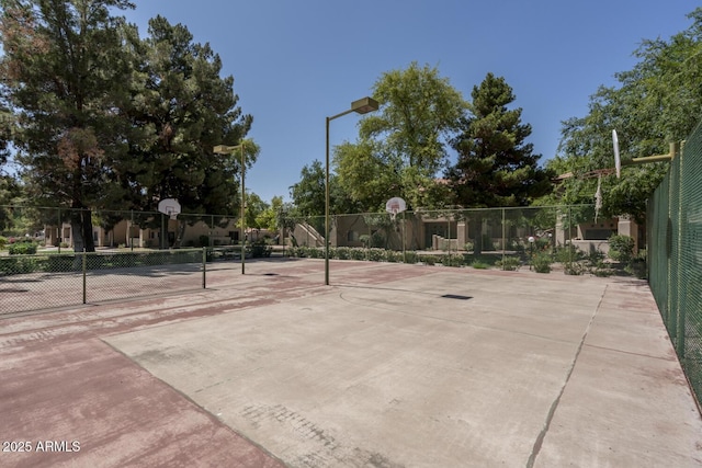 1351 N Pleasant Dr Unit 2011, Chandler, AZ 85225 - view of sport court with community basketball court