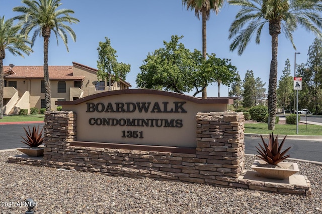 1351 N Pleasant Dr Unit 2011, Chandler, AZ 85225 - view of community sign