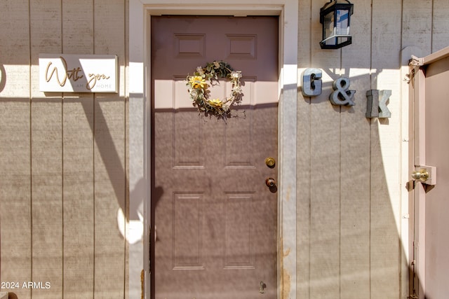 view of entrance to property