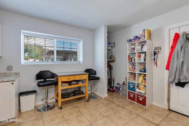 7830 N 17th Ave, Phoenix, AZ 85021 - interior space featuring baseboards and light tile patterned flooring