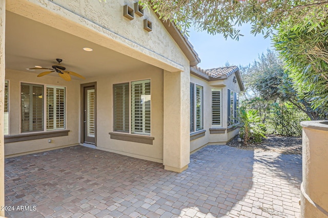 view of patio / terrace with ceiling fan