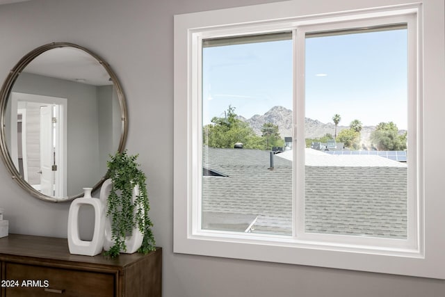 entryway with a mountain view