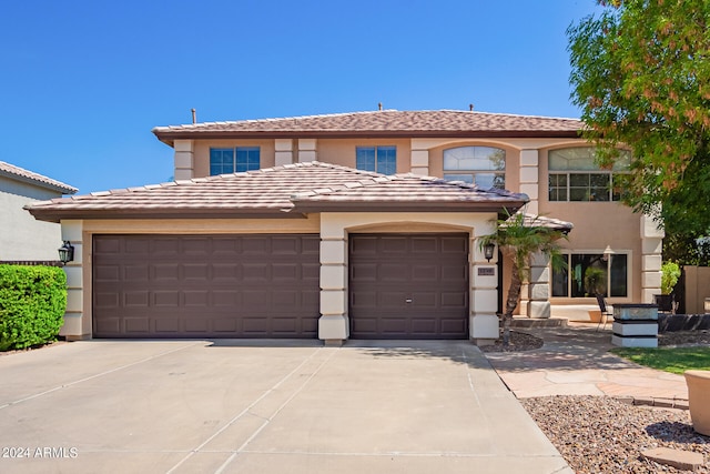 view of front facade featuring a garage