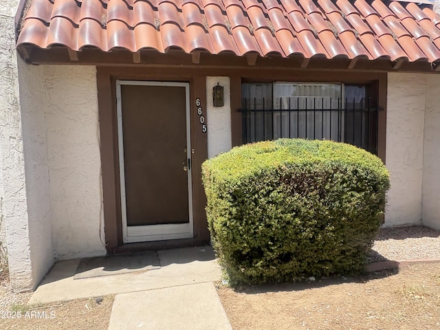 6605 N 46th Ln, Glendale, AZ 85301 - view of exterior entry with stucco siding