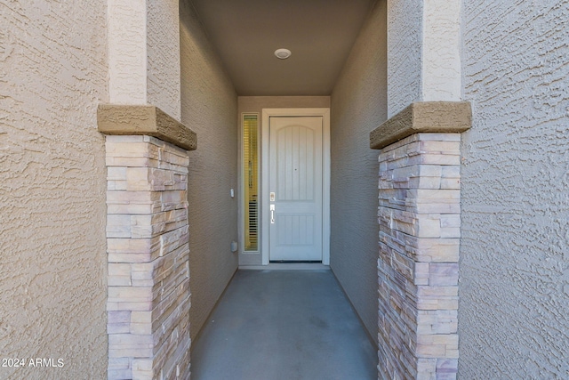 view of entrance to property