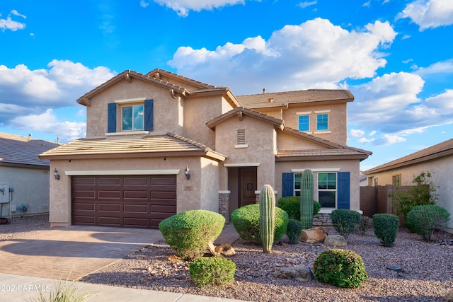 view of front property featuring a garage