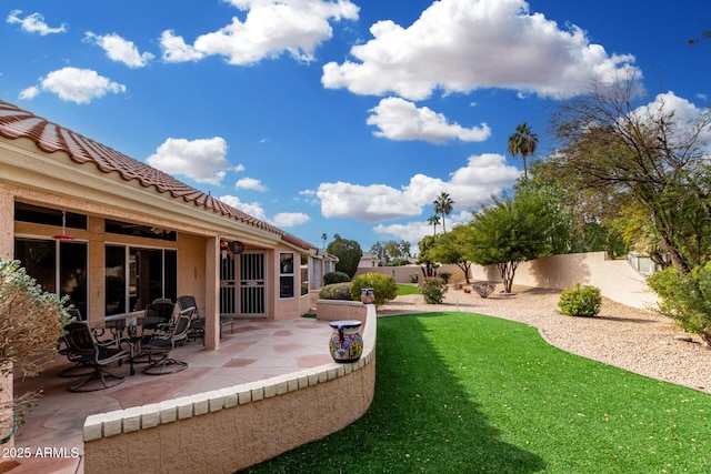 view of yard with a patio