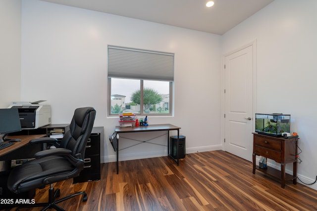 office area with baseboards, dark wood-type flooring, and recessed lighting