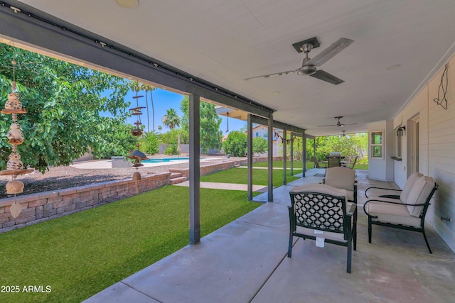2607 E Mercer Ln, Phoenix, AZ 85028 - view of patio with ceiling fan