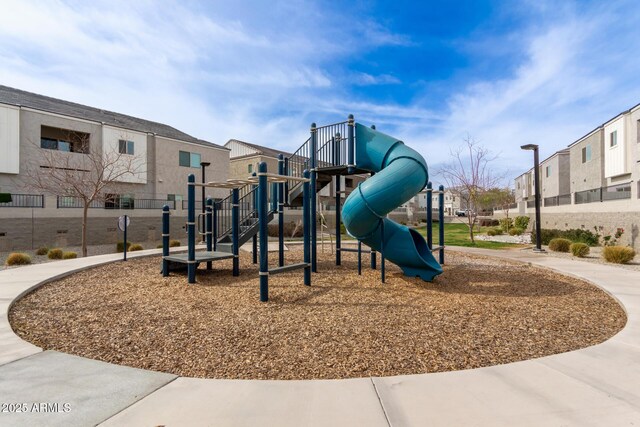 2256 W Laurie Ln, Phoenix, AZ 85021 - community playground featuring a residential view