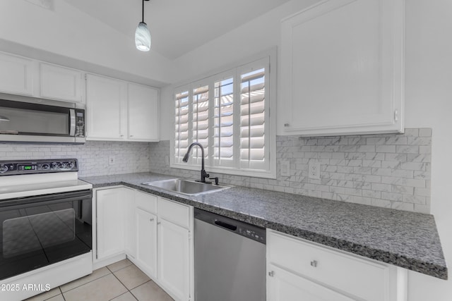 1405 E Chicago Cir, Chandler, AZ 85225 - kitchen featuring stainless steel appliances, white cabinets, and decorative backsplash