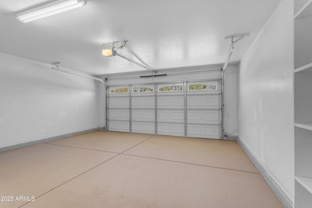 1405 E Chicago Cir, Chandler, AZ 85225 - garage featuring a garage door opener
