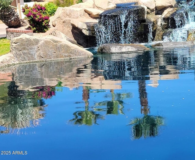 1405 E Chicago Cir, Chandler, AZ 85225 - exterior view of a small pond