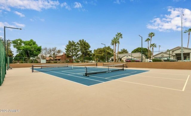1405 E Chicago Cir, Chandler, AZ 85225 - view of tennis court with community basketball court