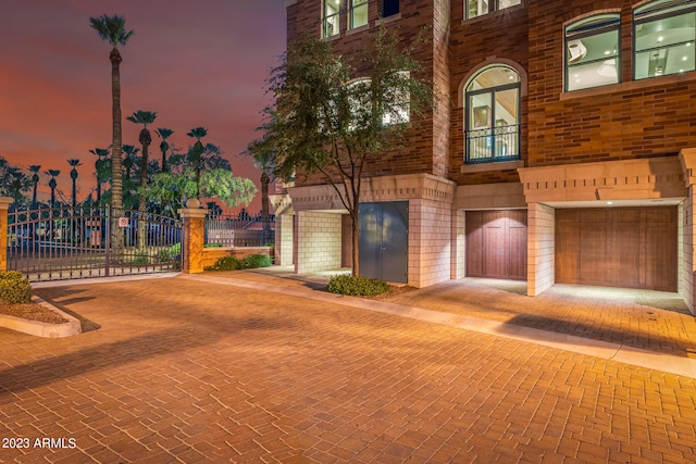 2001 N 1st Ave, Phoenix, AZ 85003 - exterior space