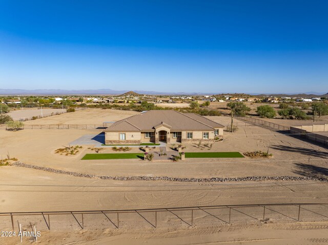 view of front of property with a mountain view