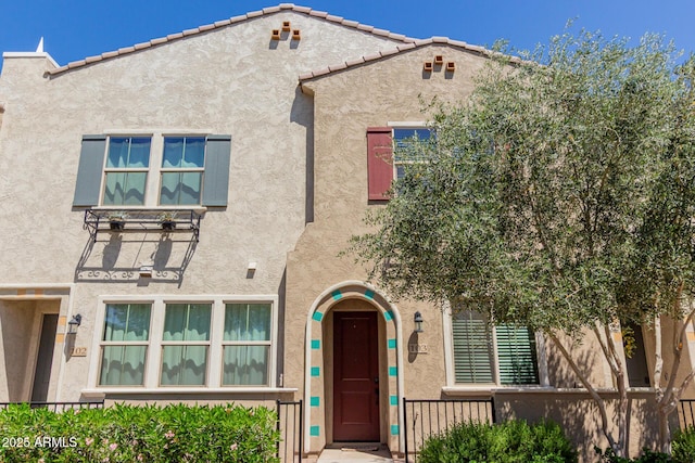 view of front of property with stucco siding