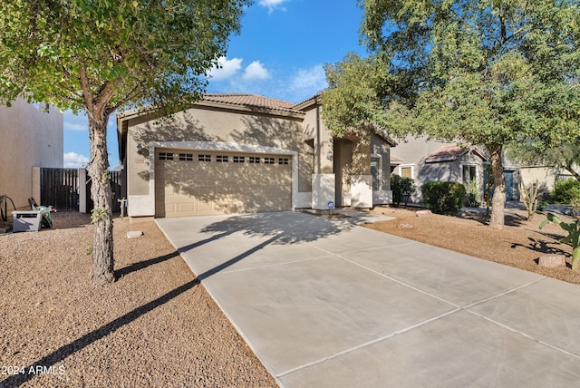 view of front facade featuring a garage