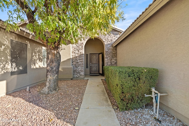 view of entrance to property