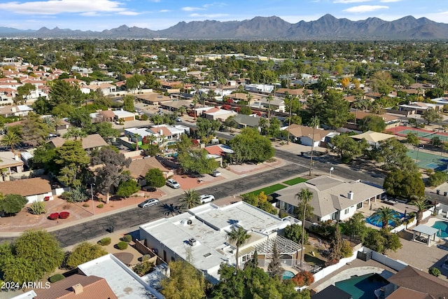 bird's eye view with a mountain view