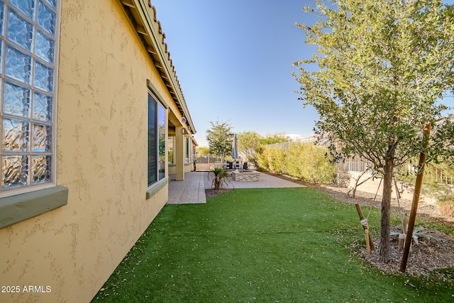 view of yard with a patio