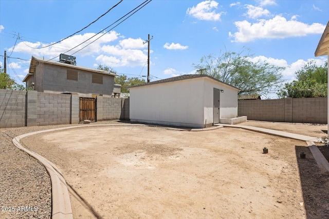 1510 W Fillmore St, Phoenix, AZ 85007 - fenced backyard with an outbuilding