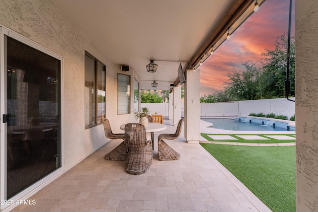 2982 S Holguin Way, Chandler, AZ 85286 - fenced backyard with a patio area