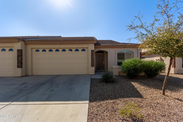 view of front facade with a garage