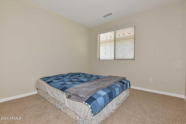 bedroom with carpet flooring