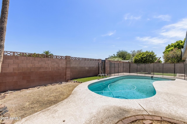 1911 E Lawrence Rd, Phoenix, AZ 85016 - view of pool with a fenced backyard and a patio