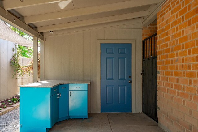 5709 N 16th St, Phoenix, AZ 85016 - view of entrance to property