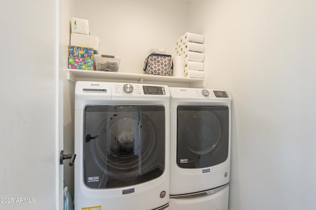 laundry room featuring laundry area and independent washer and dryer